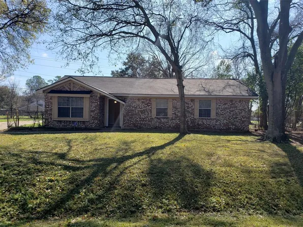 12303 Maxim Dr, Houston, TX 77065