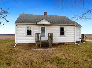 3797 Moffett Rd, Rockton, IL 61072