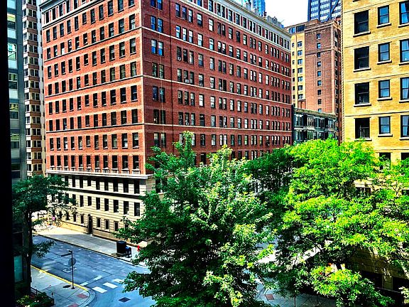 4th image of 900 N Lake Shore Dr APT 501