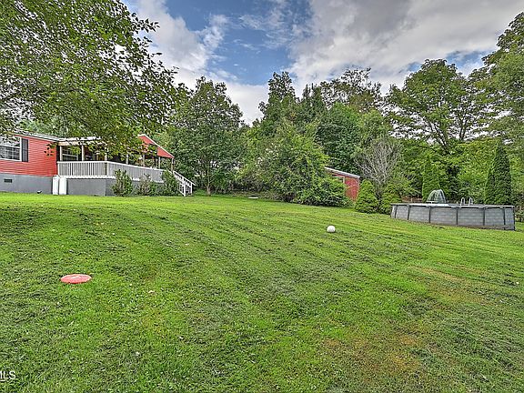 5th image of 172 Chase Dr
