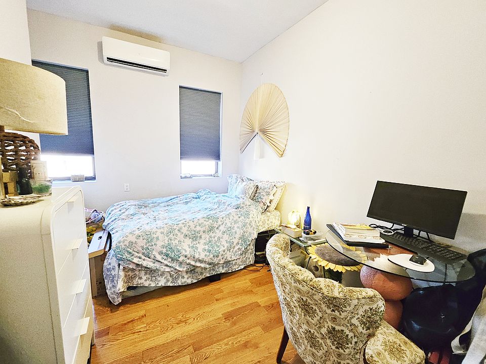 2nd image of 688 9th Ave #5F