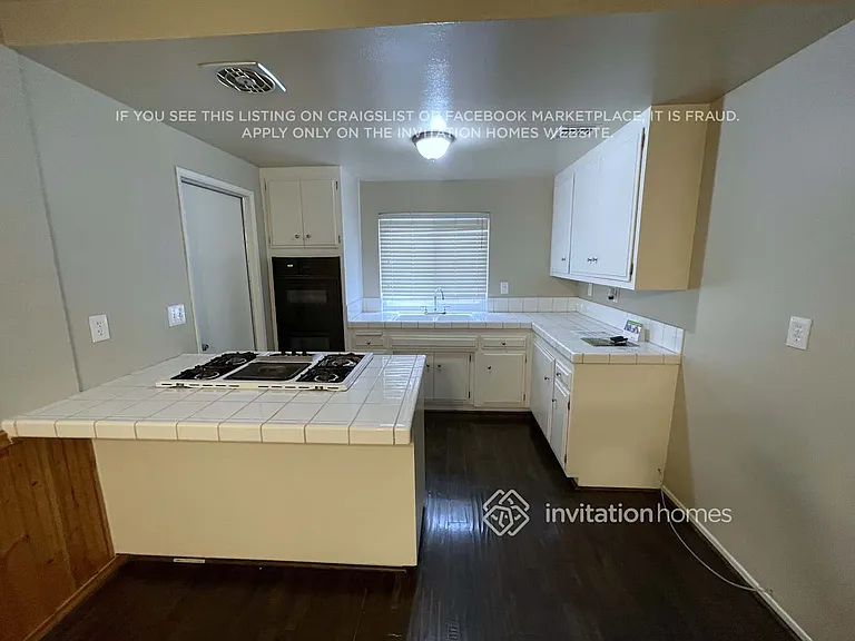 2105 Lysander Ave — Photo 4