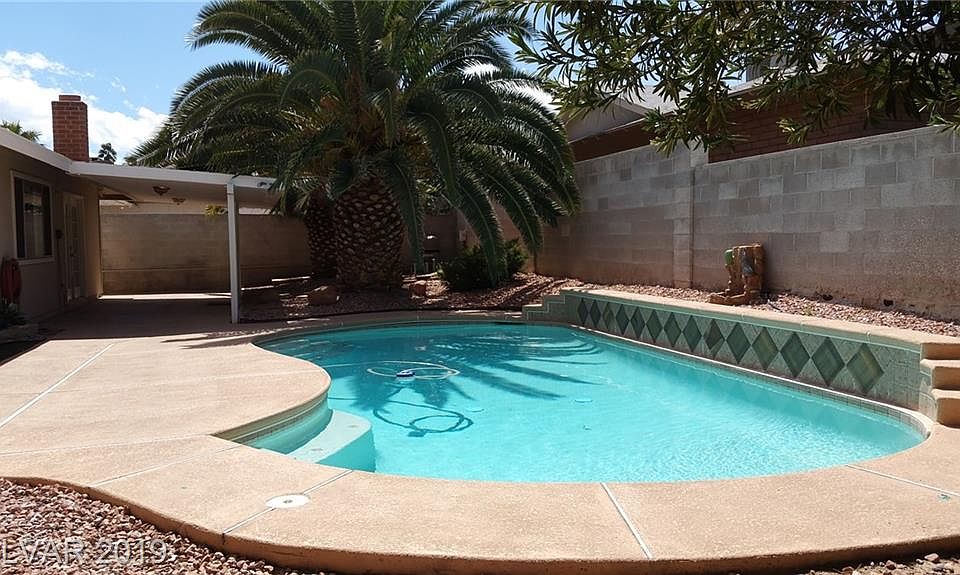 1st image of 4275 Annie Oakley Dr