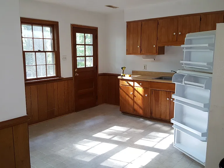 242 & 244 Hurdle Dr — Photo 4