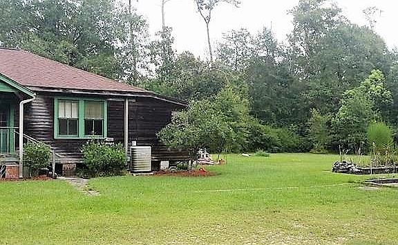 2nd image of 19465 Warren Rd