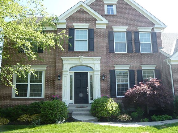 3rd image of 5622 Greenwich Park Dr