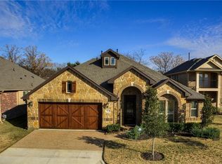 3004 Starlight Ct, Euless, TX 76039