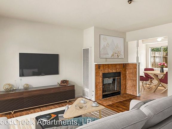 5th image of 620 G St APT 1