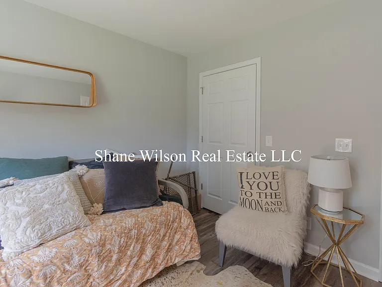 170 Creeks Cv — Photo 10