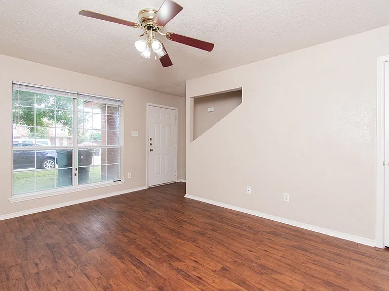 4408 Deek Dr #D — Photo 5