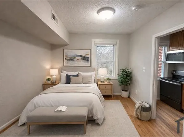 451 Burbank St SE #4, Washington, DC 20019