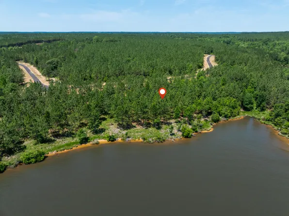 77 Red Wiggler Way, Lumberton, MS 39455