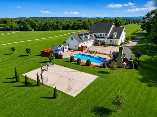 1876 Glass Mill Rd, Chickamauga, GA 30707