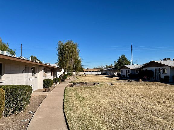 3rd image of 7131 W Meadowbrook Ave