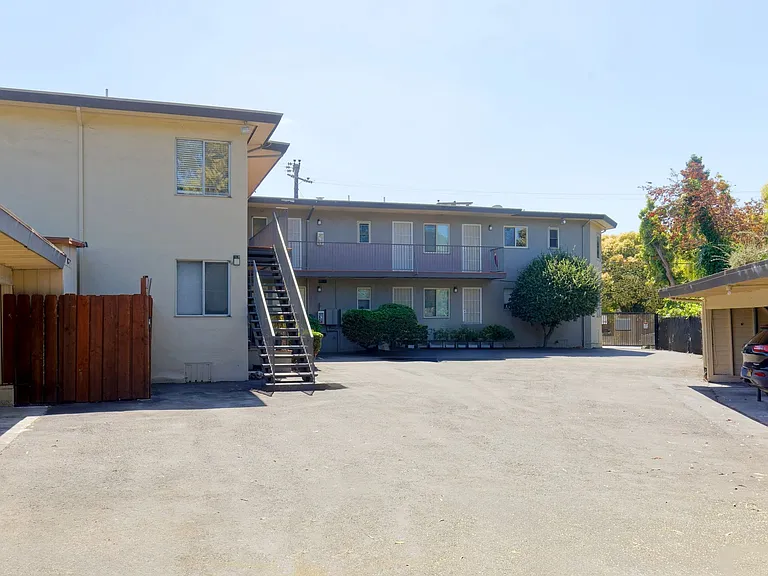 3405 Dimond Ave — Photo 6