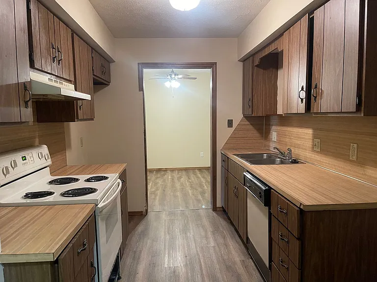936 S Craig Ave #&-3331 — Photo 6