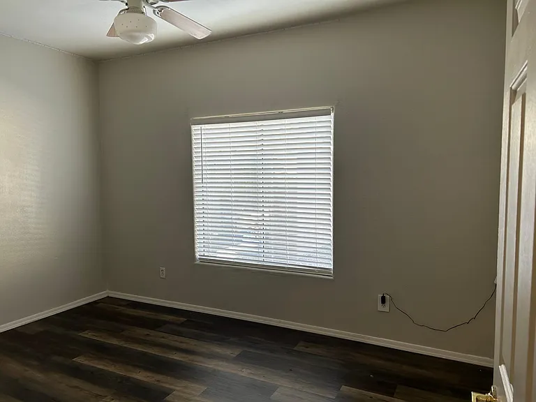 621 N Alder Dr — Photo 7