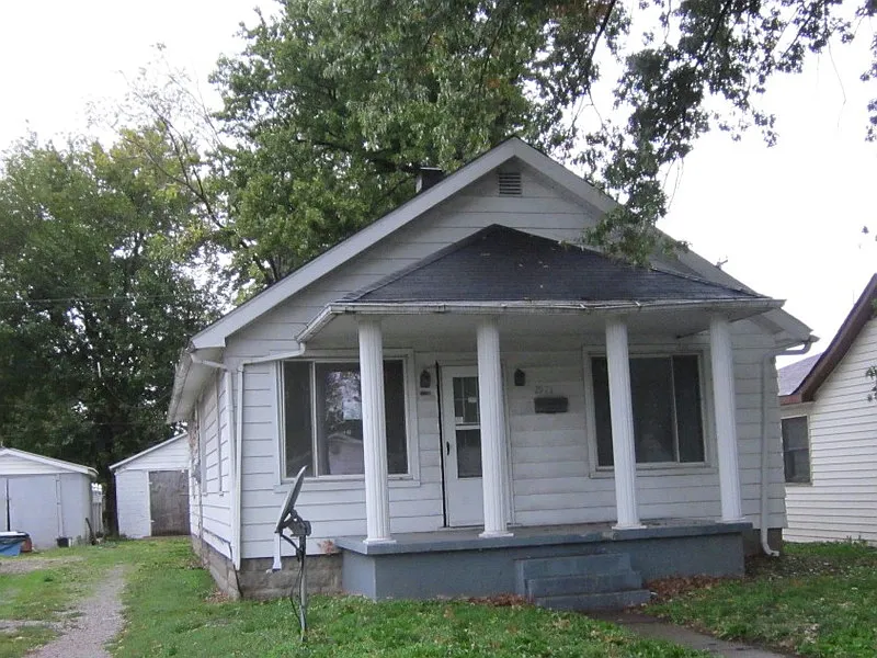 2921 Buxton Ave photo 1