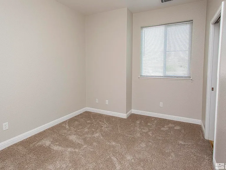 2700 Dana Kristin Ln — Photo 16
