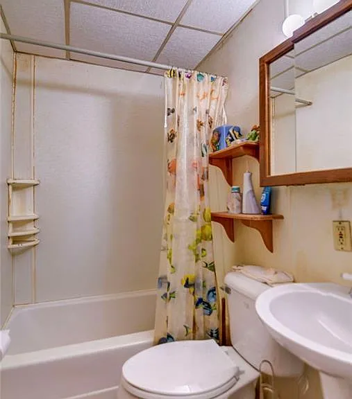 1739 N Gulick Ave — Photo 9