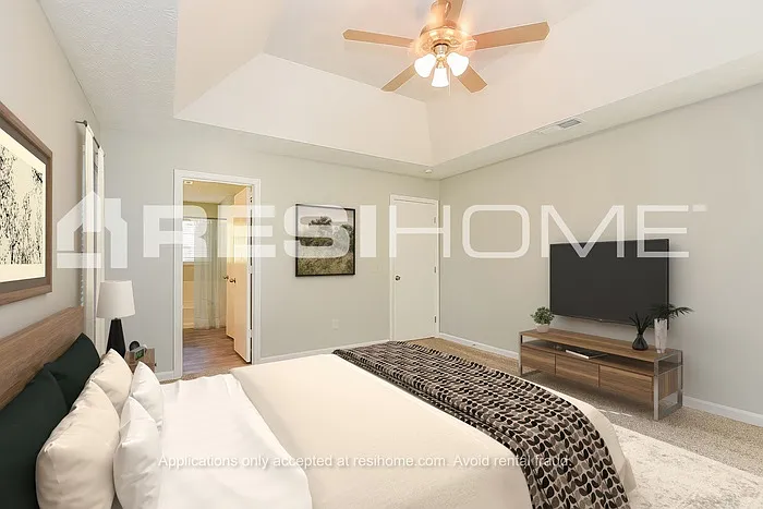 1841 Killarney Dr SW — Photo 8