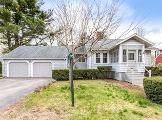 13 Henzie St, Reading, MA 01867