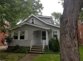 1523 Winchester Rd, Lyndhurst, OH 44124