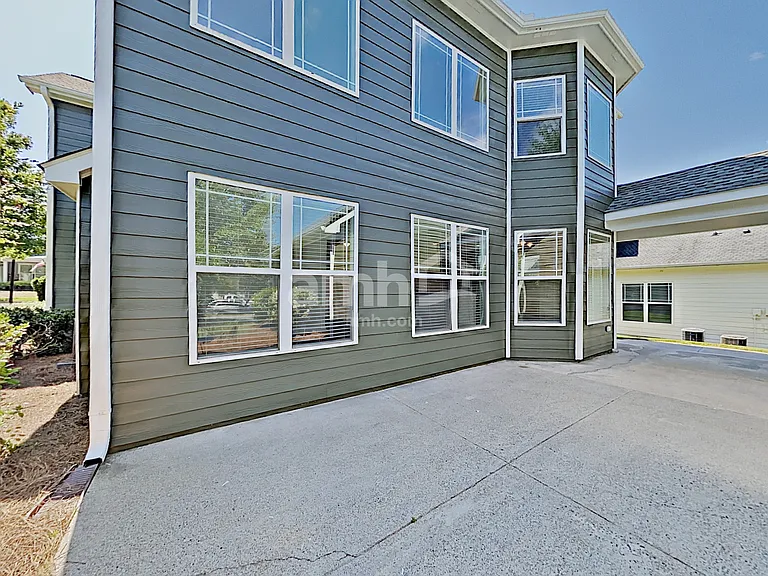 208 Harmony Lake Dr — Photo 20