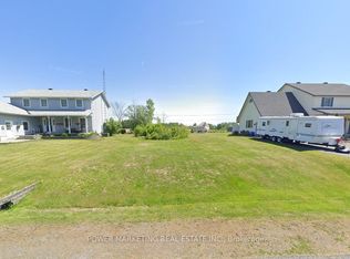 18 Grove St, South Dundas, ON K0E 1K0