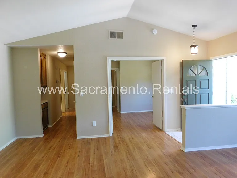 7452 Santa Susana Way — Photo 3
