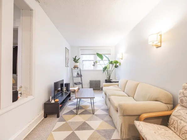 114 Strathmore Rd APT 102, Brighton, MA 02135