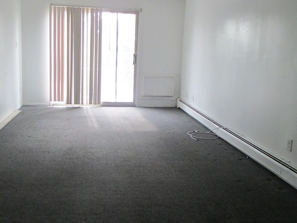 1st image of 14907 84th St Floor 3