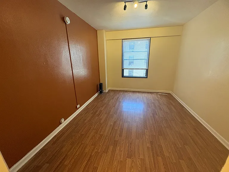 634 15th Street — Photo 33