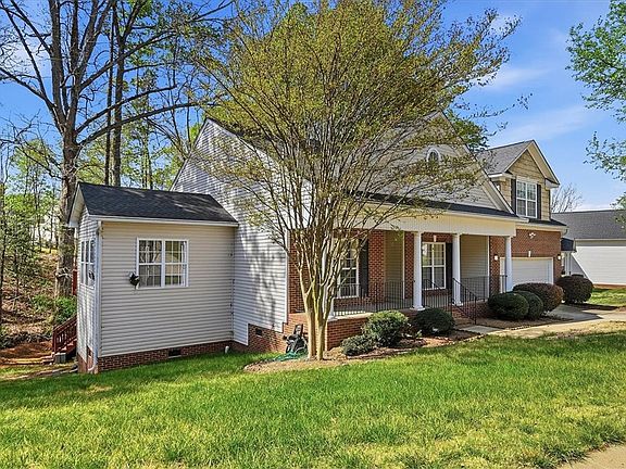 2nd image of 508 Fieldgate Ct