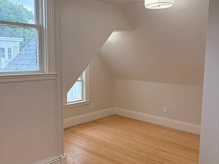 14 Adelaide St #2 — Photo 1