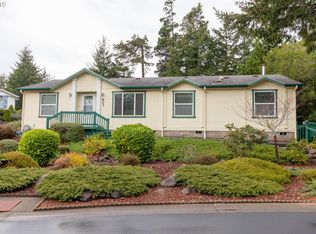 903 Lillie Circle Dr, Florence, OR 97439
