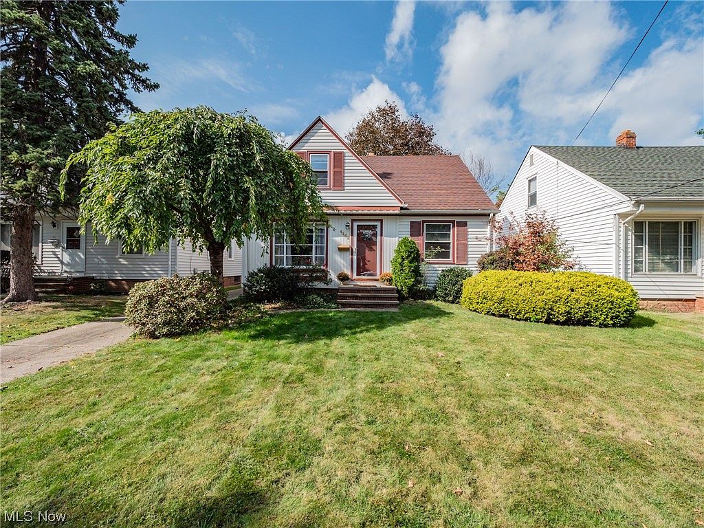 4458 S Hills Dr, Cleveland, OH 44109 Zillow