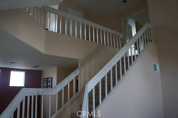 3 bed, 2.5 bath, 1621 sqft, $3,750 — Photo 4