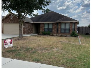 1123 Blazewood Dr, New Braunfels, TX 78130
