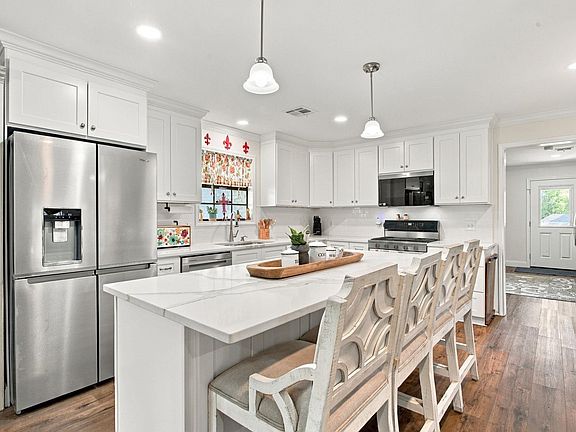 5th image of 3412 Cayton Rd