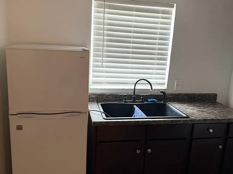 3217 Lancaster Ln #2/1 — Photo 6