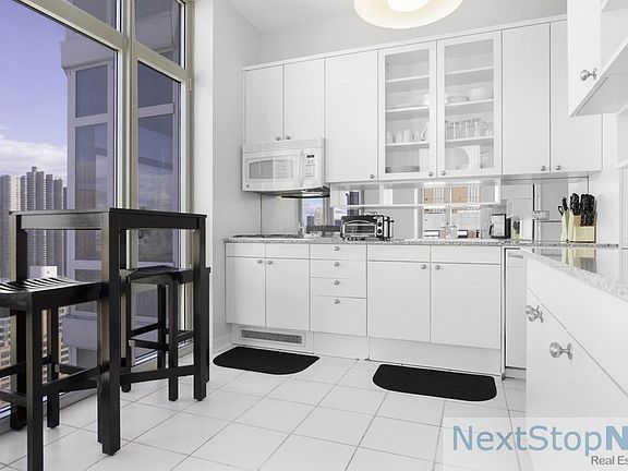5th image of 200 E 32nd St APT 33D