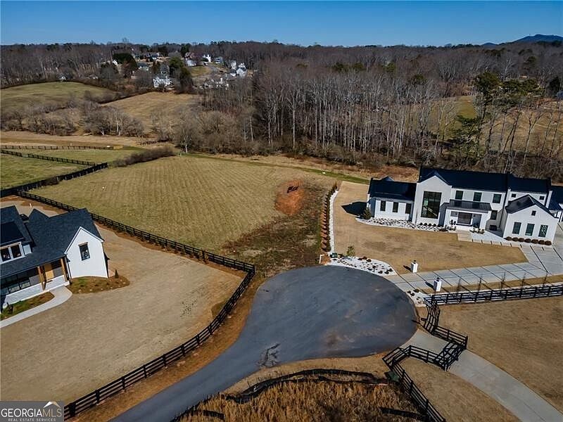 1st image of 5170 Howard Rd