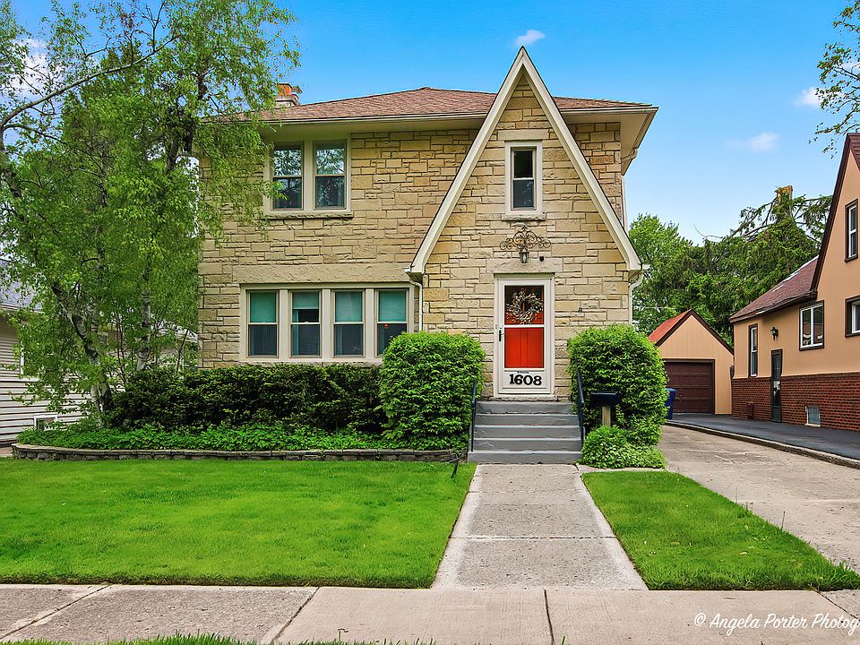1st image of 1608 Henry Pl