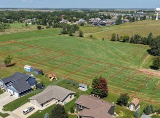 1334 4th St NE, Madison, SD 57042