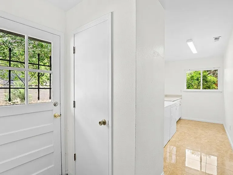 3008 Matador Dr NE — Photo 21