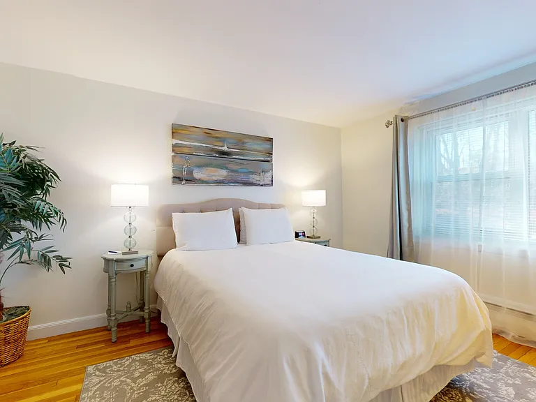 99 Chestnut St #5 — Photo 14