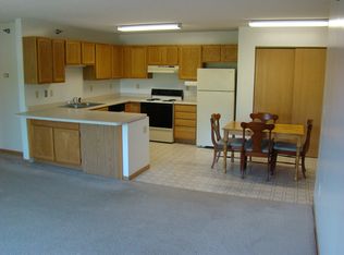 120 NW 5th St APT 202, Cohasset, MN 55721