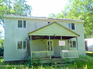 1284 Mount Cobb Rd, Jefferson Township, PA 18436