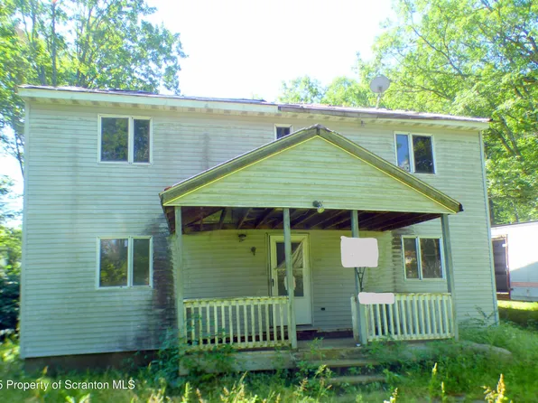 1284 Mount Cobb Rd, Jefferson Township, PA 18436